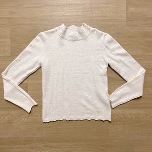 Crème Womens Sweater Size Small